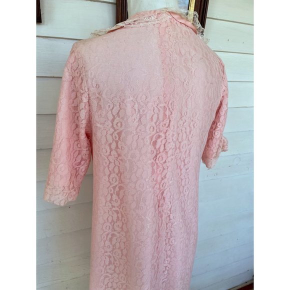 Vintage 1950s Pink Floral Lace Bed Jacket Robe - Picture 4 of 16